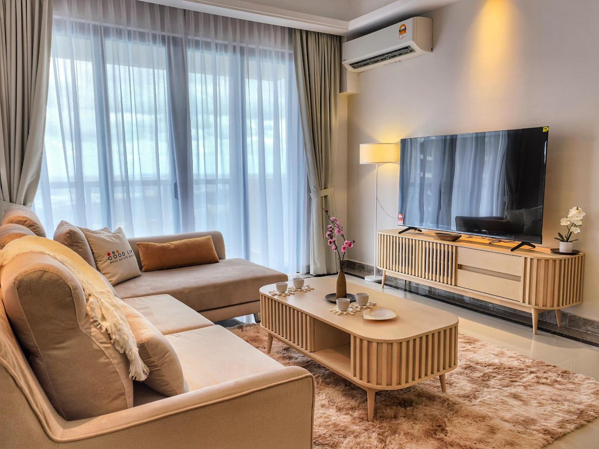 Pangsapuri R&f Princess Cove 3br, Sea View, Jb Ciq, By Good Life